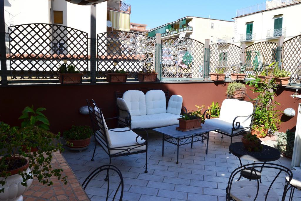 B&B Olania Кастелламмаре-ді-Стабія Екстер'єр фото